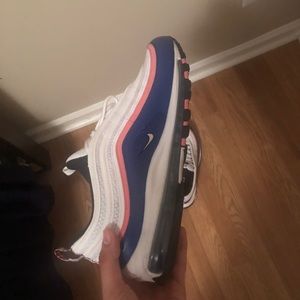 air max 97s never been worn